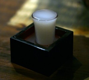 Unfiltered_Sake_at_Gyu-Kaku