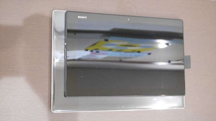 Surface Pro 3とXperia Z2 Tabletとの比較