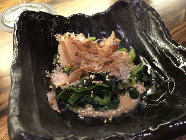 小松菜の胡麻和え的な。これは美味しかった。大皿料理の出来は総じてよさそうなイメージ。