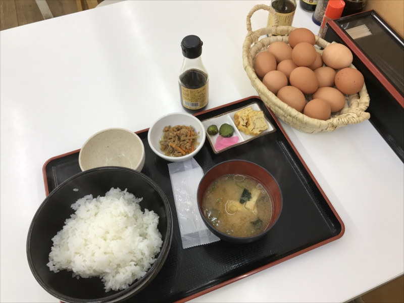 卵 ご飯 味噌汁がおかわりし放題で360円のたまごかけご飯を食べられる店が成田にあった 明日やります